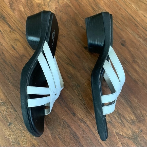 Dockers Sandals Size 7.5 - Picture 6 of 11